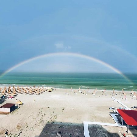 Wave 2 Mamaia Prima Linie Vedere La Mare 120Mp Năvodari Extérieur photo