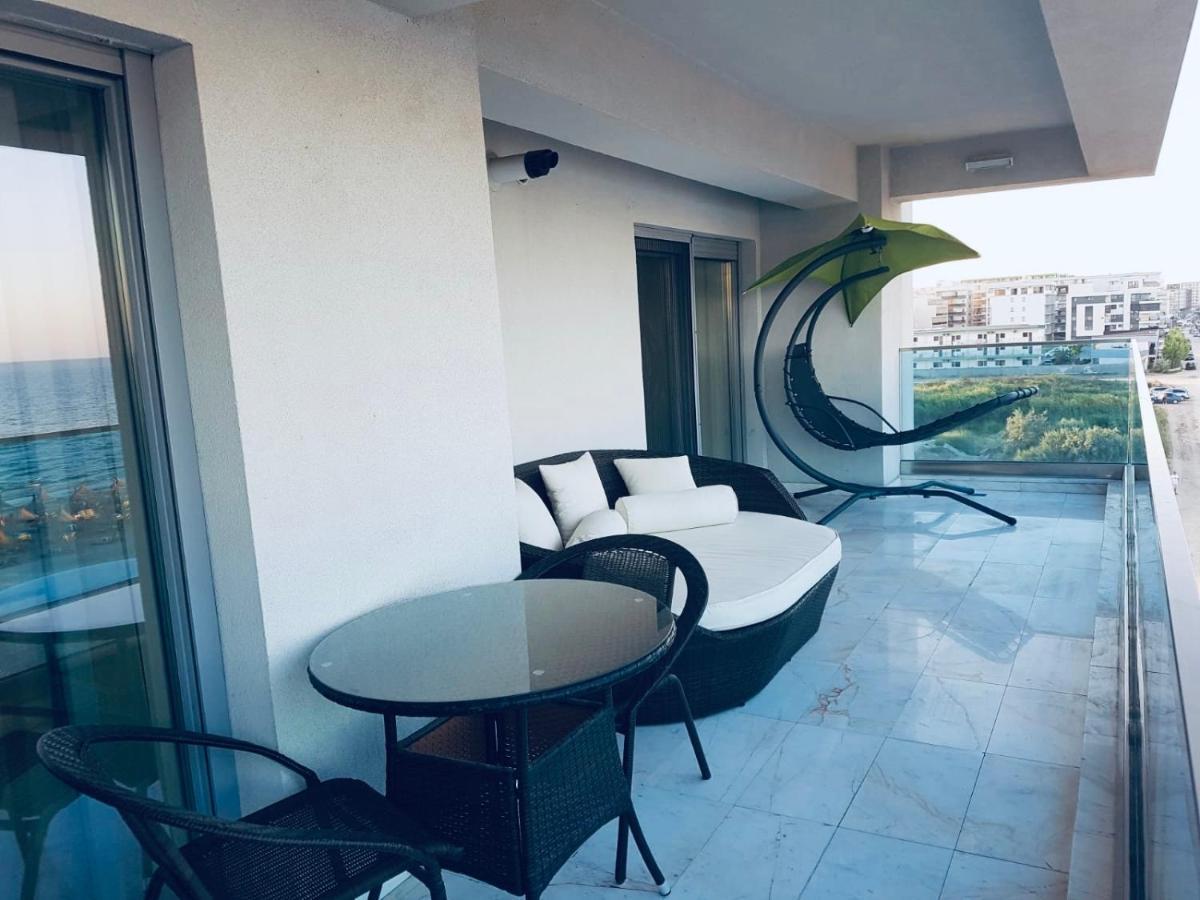 Wave 2 Mamaia Prima Linie Vedere La Mare 120Mp Năvodari Extérieur photo