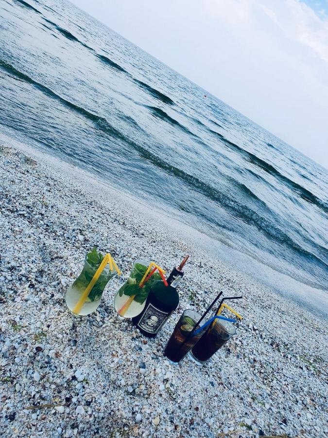 Wave 2 Mamaia Prima Linie Vedere La Mare 120Mp Năvodari Extérieur photo